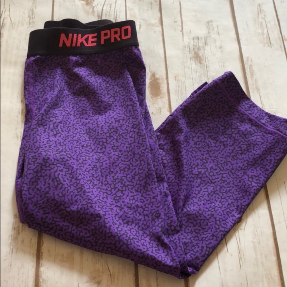 Nike Pro Dri Fit 3/4 Leggings
